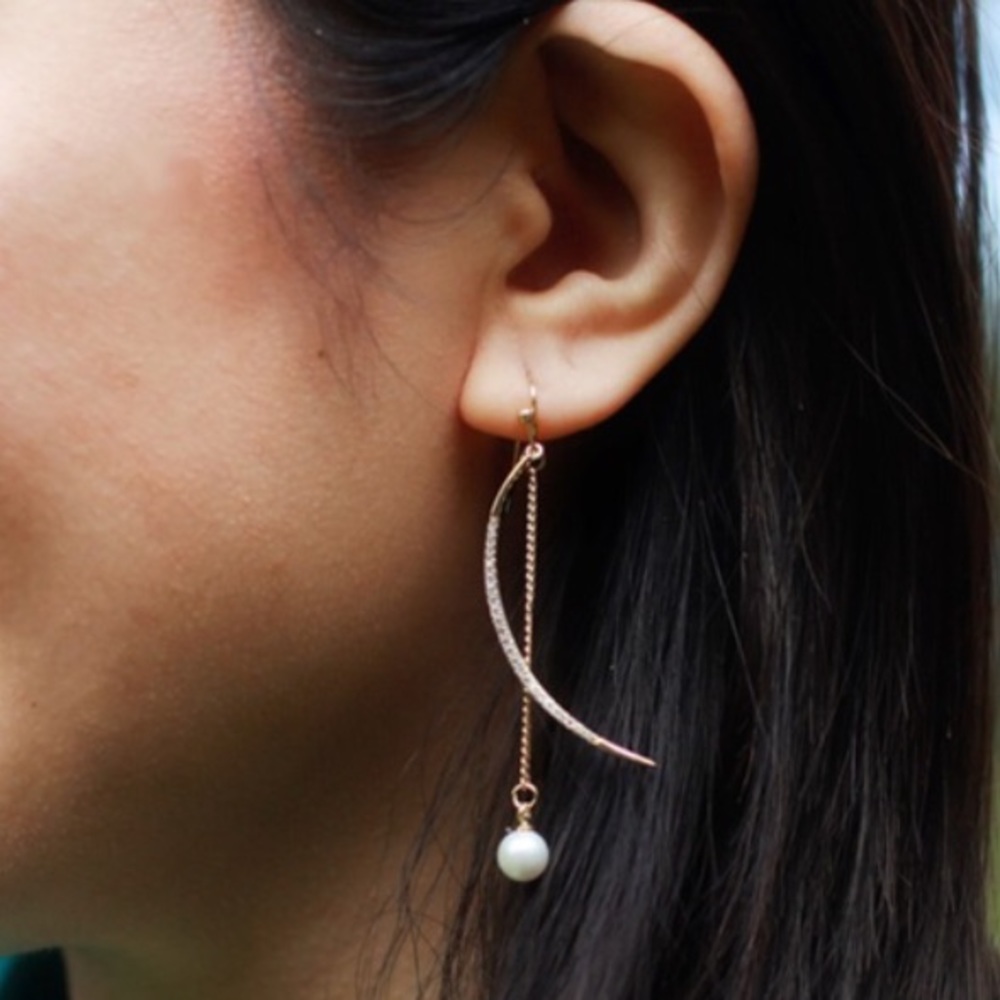 🔹2/$20 CZ Crystal Pave Moon and Pearl Earrings